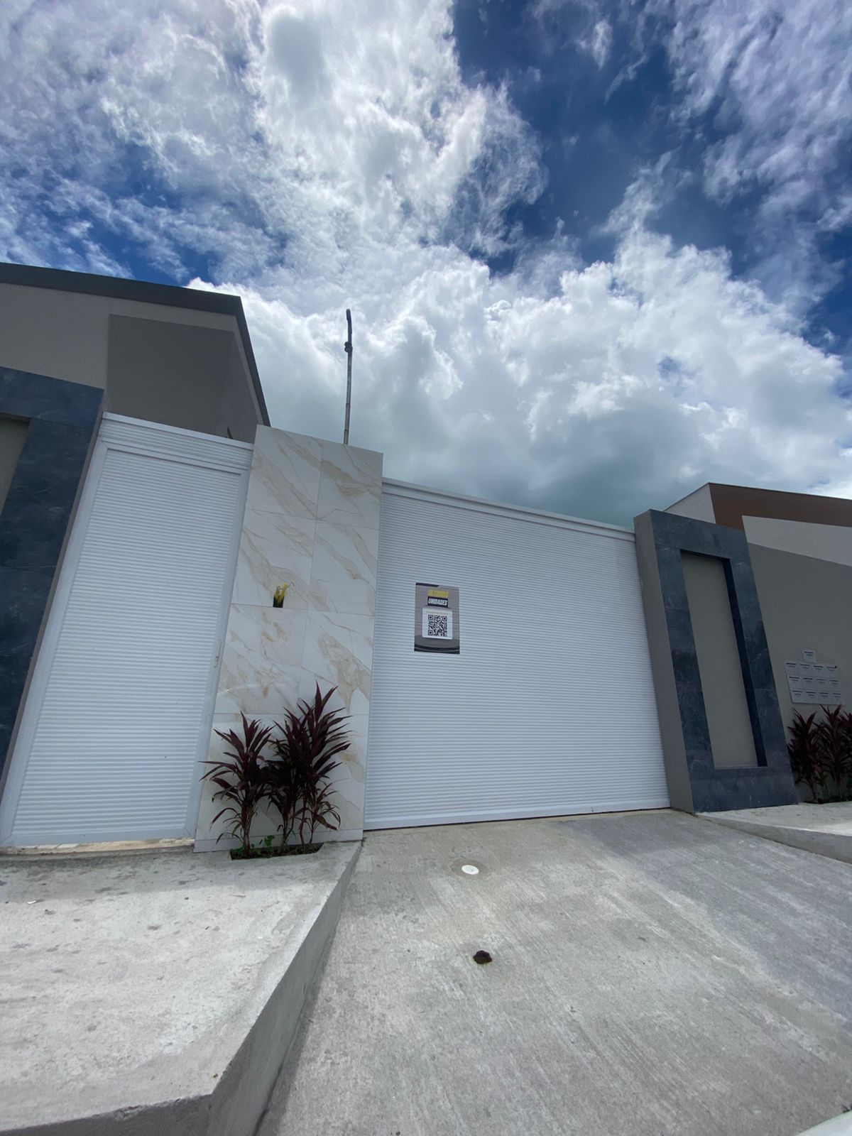 Apartamento em condomínio Novo